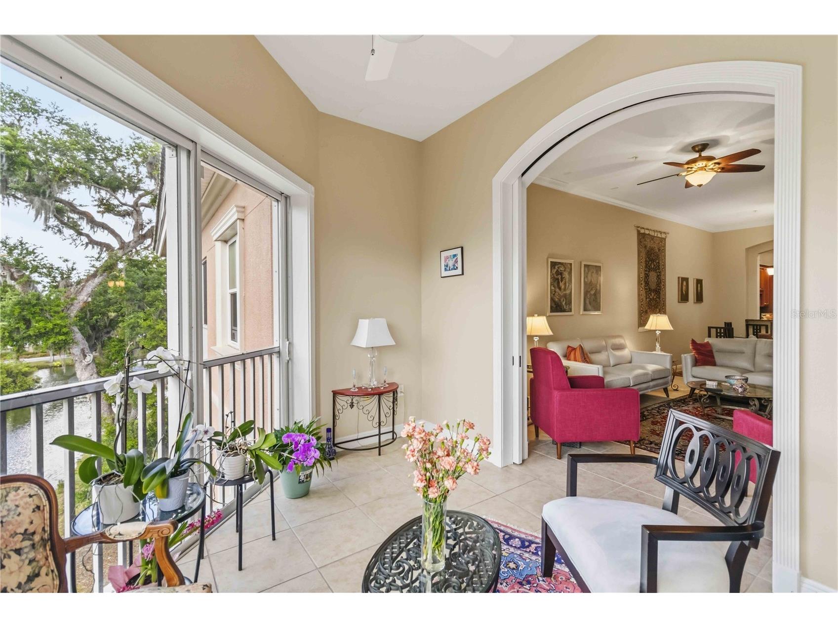 5246 Manorwood Drive #4C Sarasota FL 34235 A4688263 image2