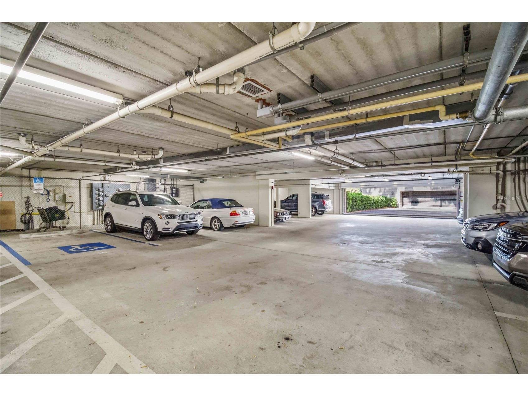 5246 Manorwood Drive #4C Sarasota FL 34235 A4688263 image22