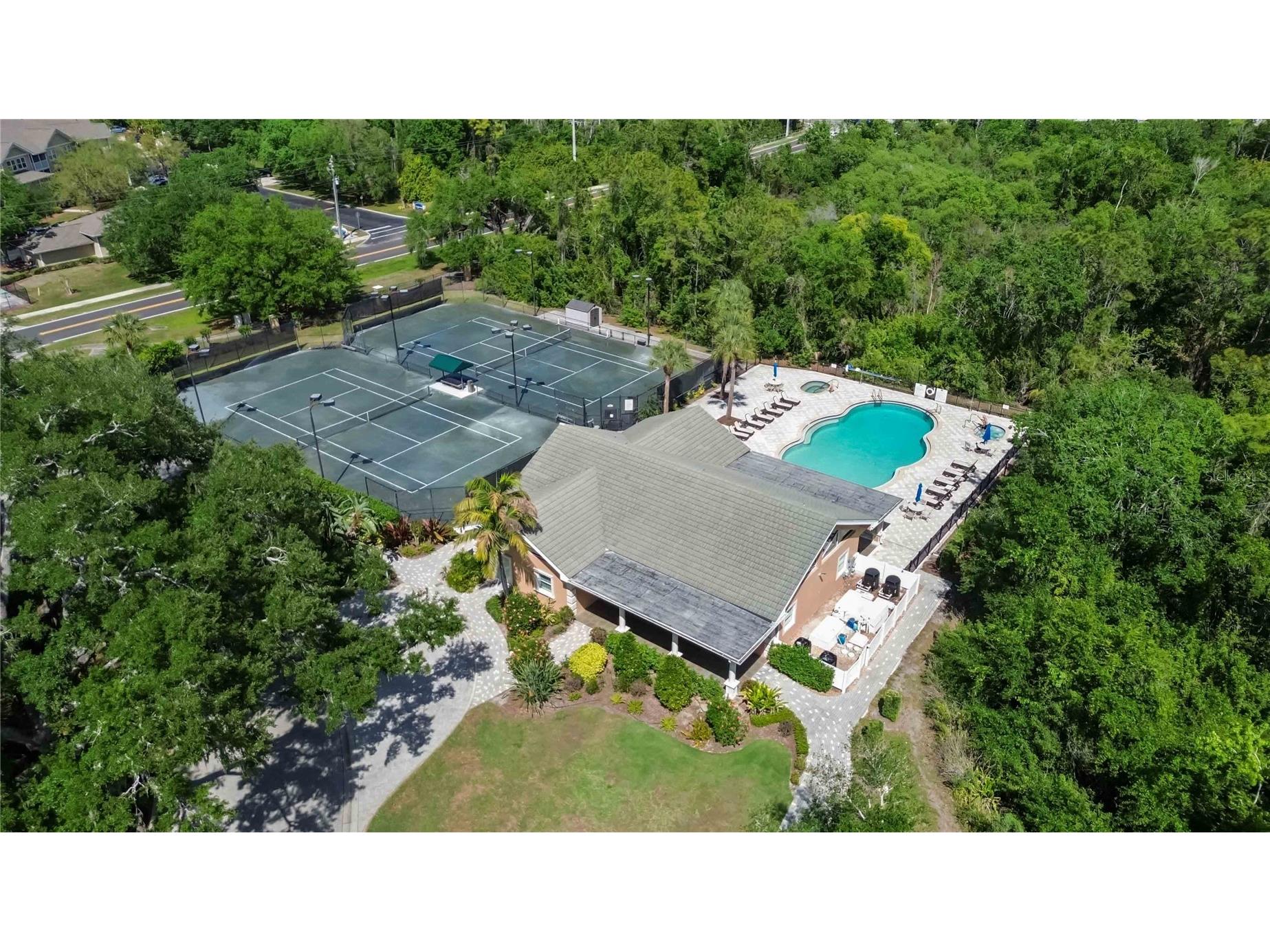 5246 Manorwood Drive #4C Sarasota FL 34235 A4688263 image27