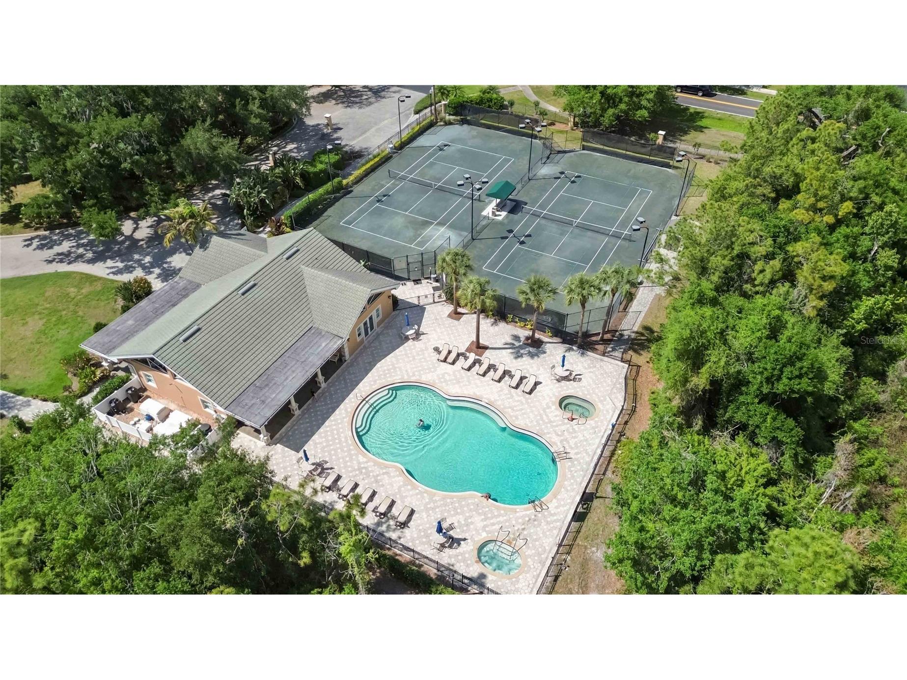 5246 Manorwood Drive #4C Sarasota FL 34235 A4688263 image29