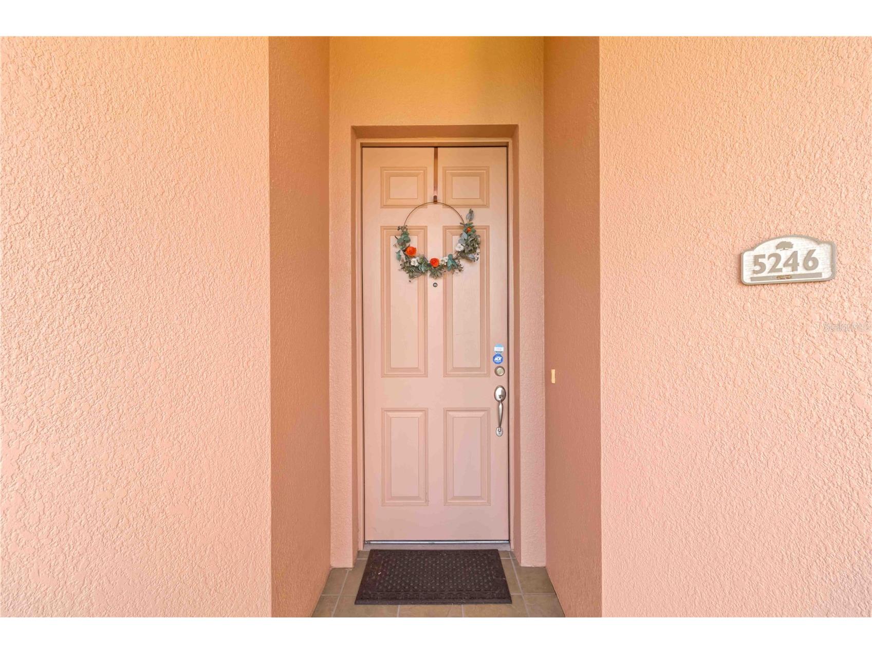 5246 Manorwood Drive #4C Sarasota FL 34235 A4688263 image3
