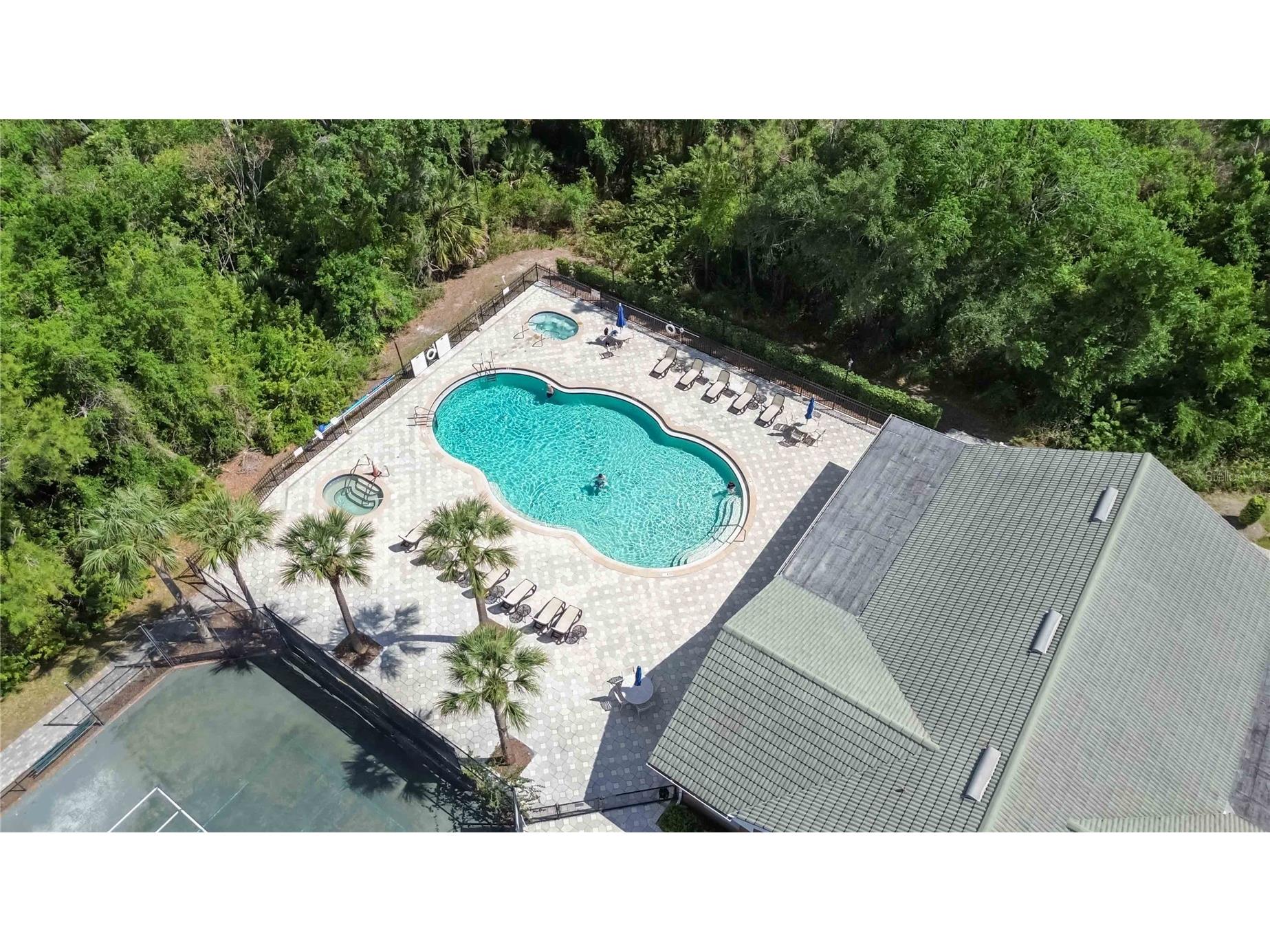 5246 Manorwood Drive #4C Sarasota FL 34235 A4688263 image30