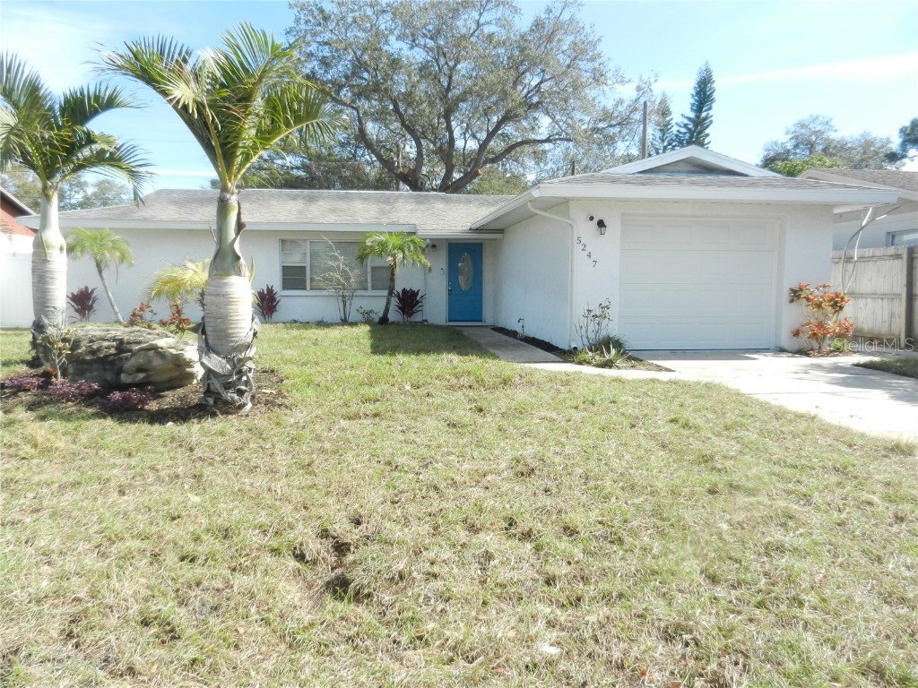 5247 76th Street N Saint Petersburg FL 33709 U8229625 image1