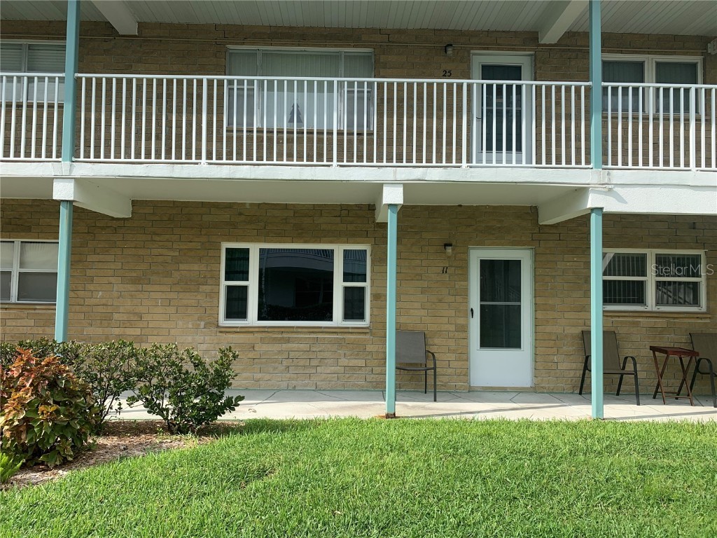 5247 81st Street N #11 Saint Petersburg FL 33709 U8233549 image1