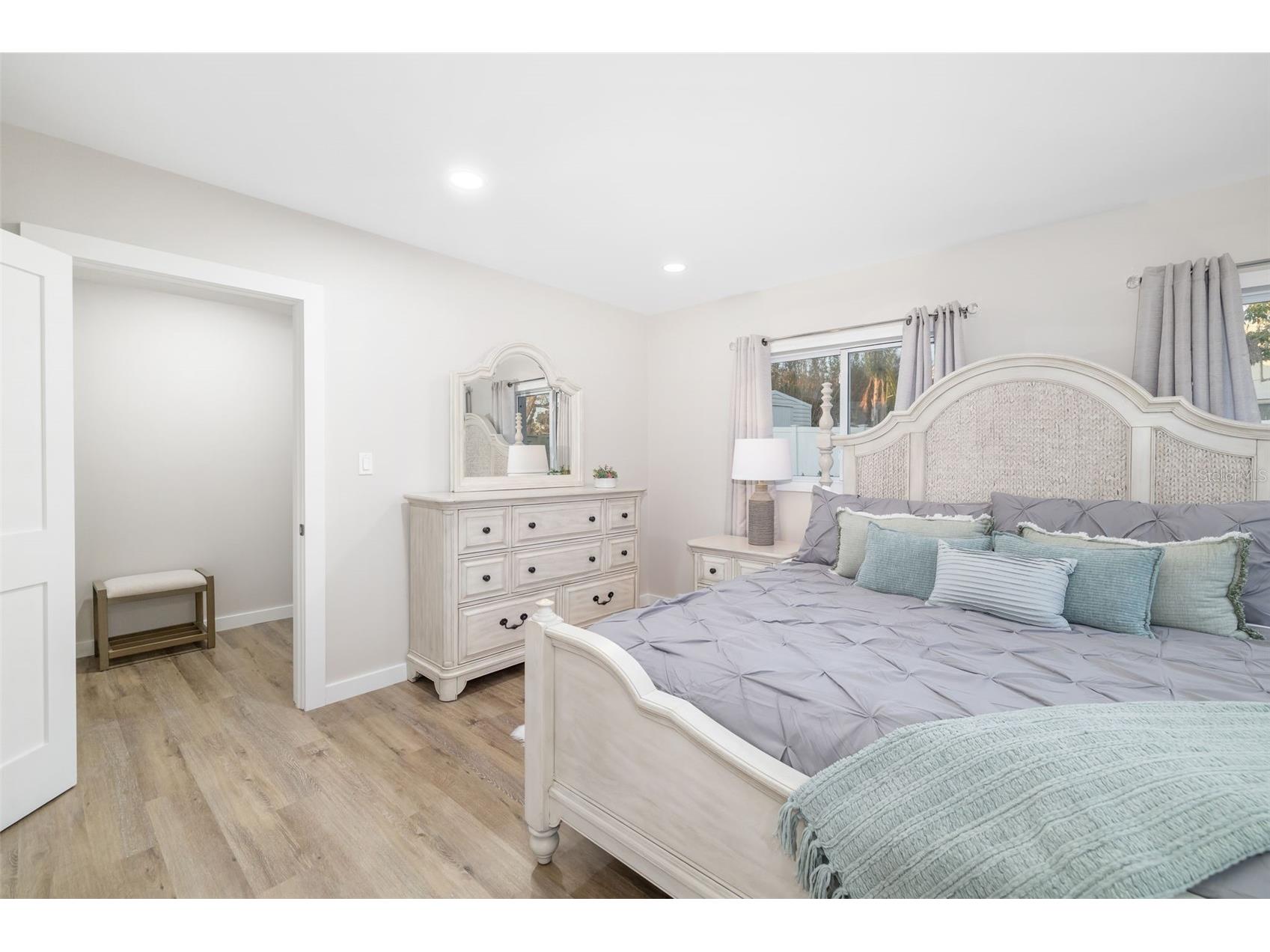 5247 Carmilfra Drive Sarasota FL 34231 - PHILLIPPI CREEK A4678319 image21