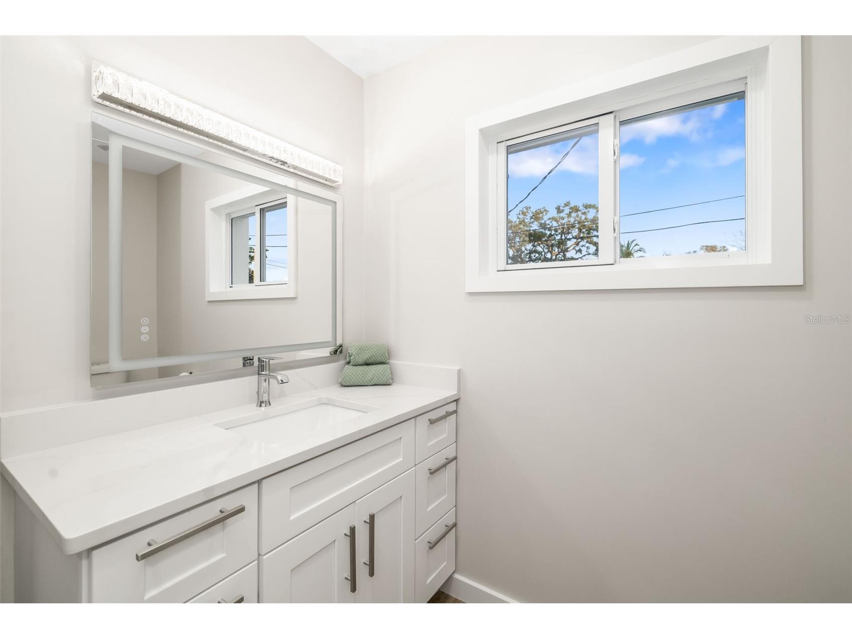 5247 Carmilfra Drive Sarasota FL 34231 - PHILLIPPI CREEK A4678319 image24