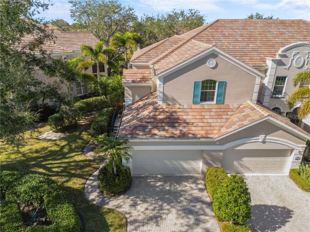 5248 Bouchard Circle #201 Sarasota FL 34238 A4632079 image1