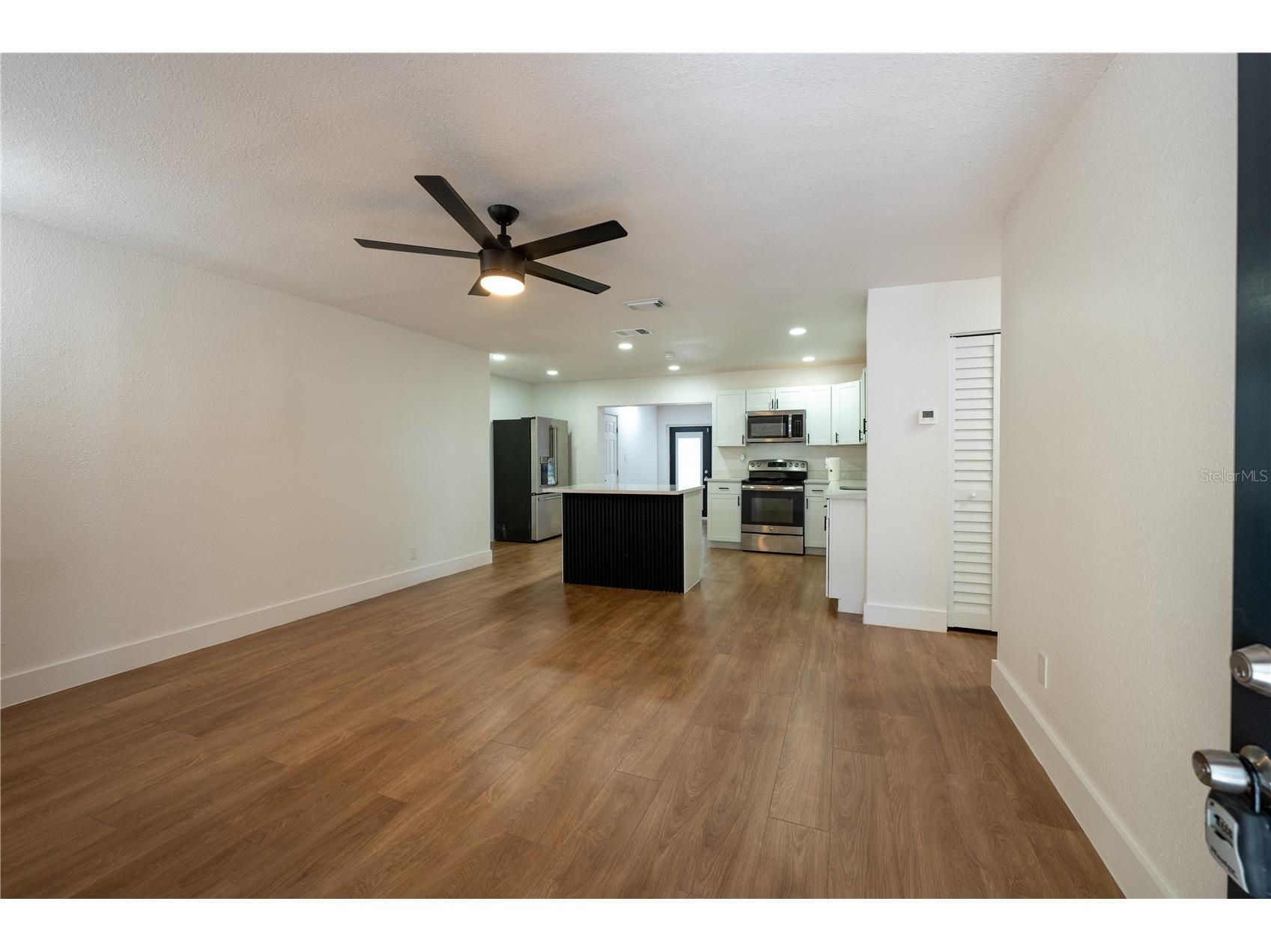 5248 King Street Zephyrhills FL 33542 TB8459336 image7