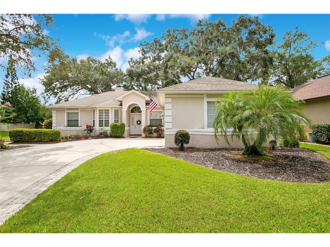 5248 Secluded Oaks Drive Orlando FL 32812 O6138192 image1