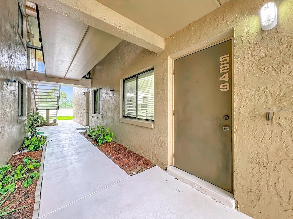 5249 Vineland Road Orlando FL 32811 O6354070 image1