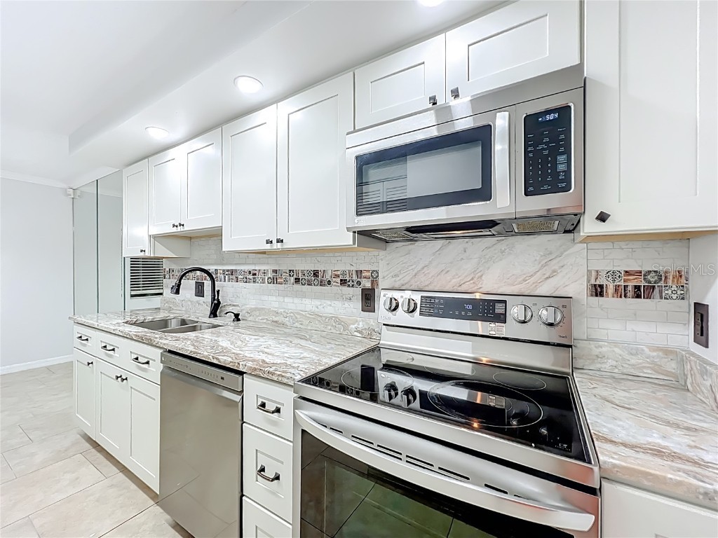 5249 Vineland Road Orlando FL 32811 O6354070 image16