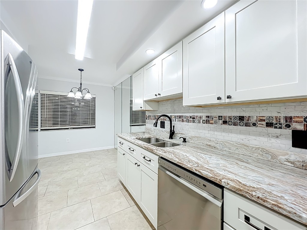 5249 Vineland Road Orlando FL 32811 O6354070 image17