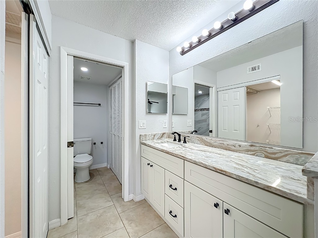 5249 Vineland Road Orlando FL 32811 O6354070 image21