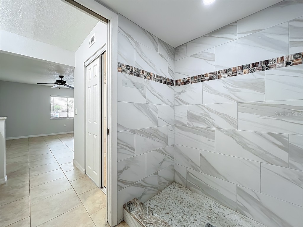 5249 Vineland Road Orlando FL 32811 O6354070 image26