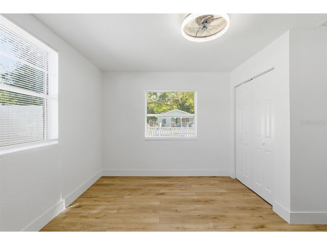 525 27th Avenue S Saint Petersburg FL 33705 TB8452069 image15