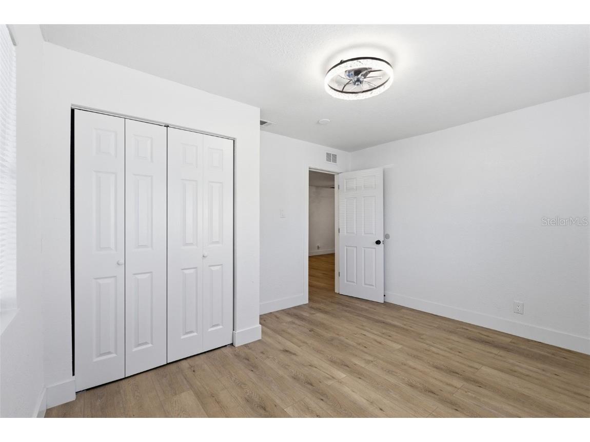 525 27th Avenue S Saint Petersburg FL 33705 TB8452069 image17