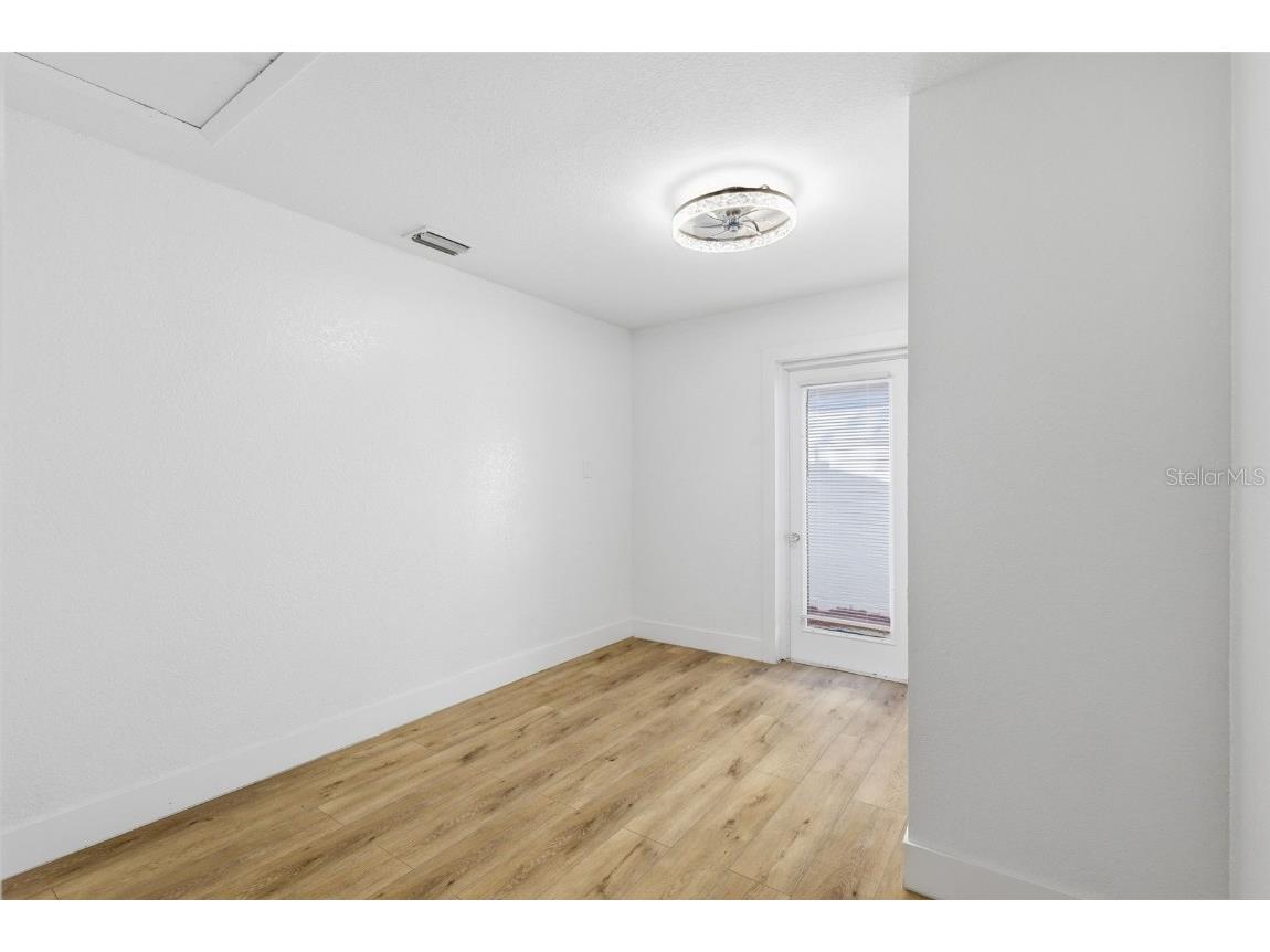 525 27th Avenue S Saint Petersburg FL 33705 TB8452069 image22