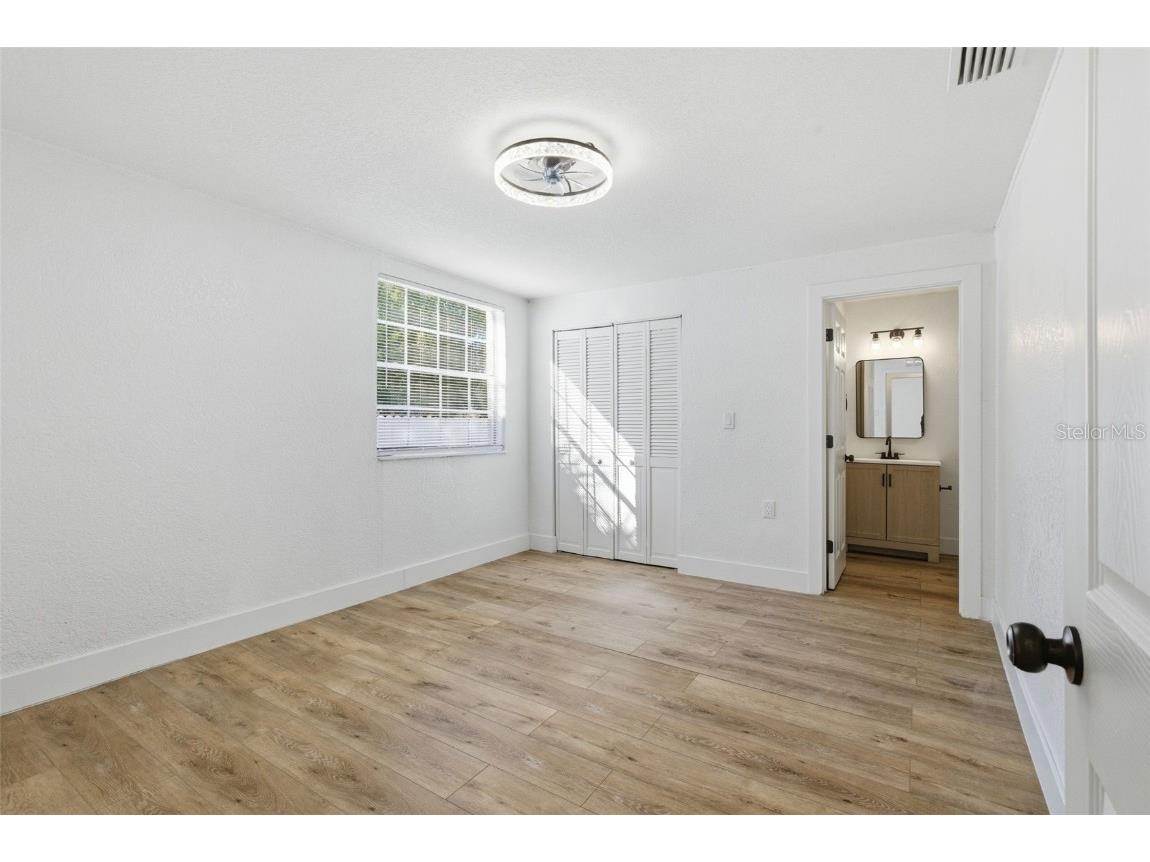 525 27th Avenue S Saint Petersburg FL 33705 TB8452069 image31