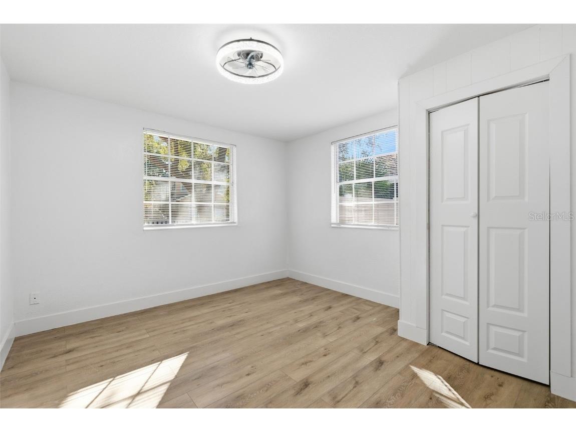 525 27th Avenue S Saint Petersburg FL 33705 TB8452069 image33