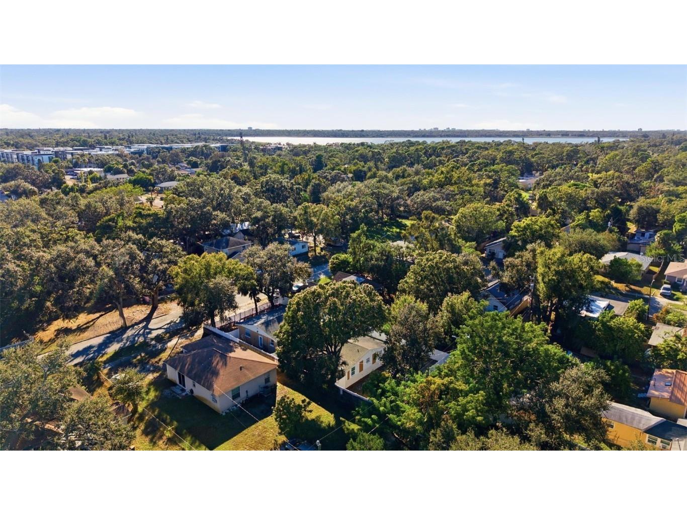 525 27th Avenue S Saint Petersburg FL 33705 TB8452069 image54