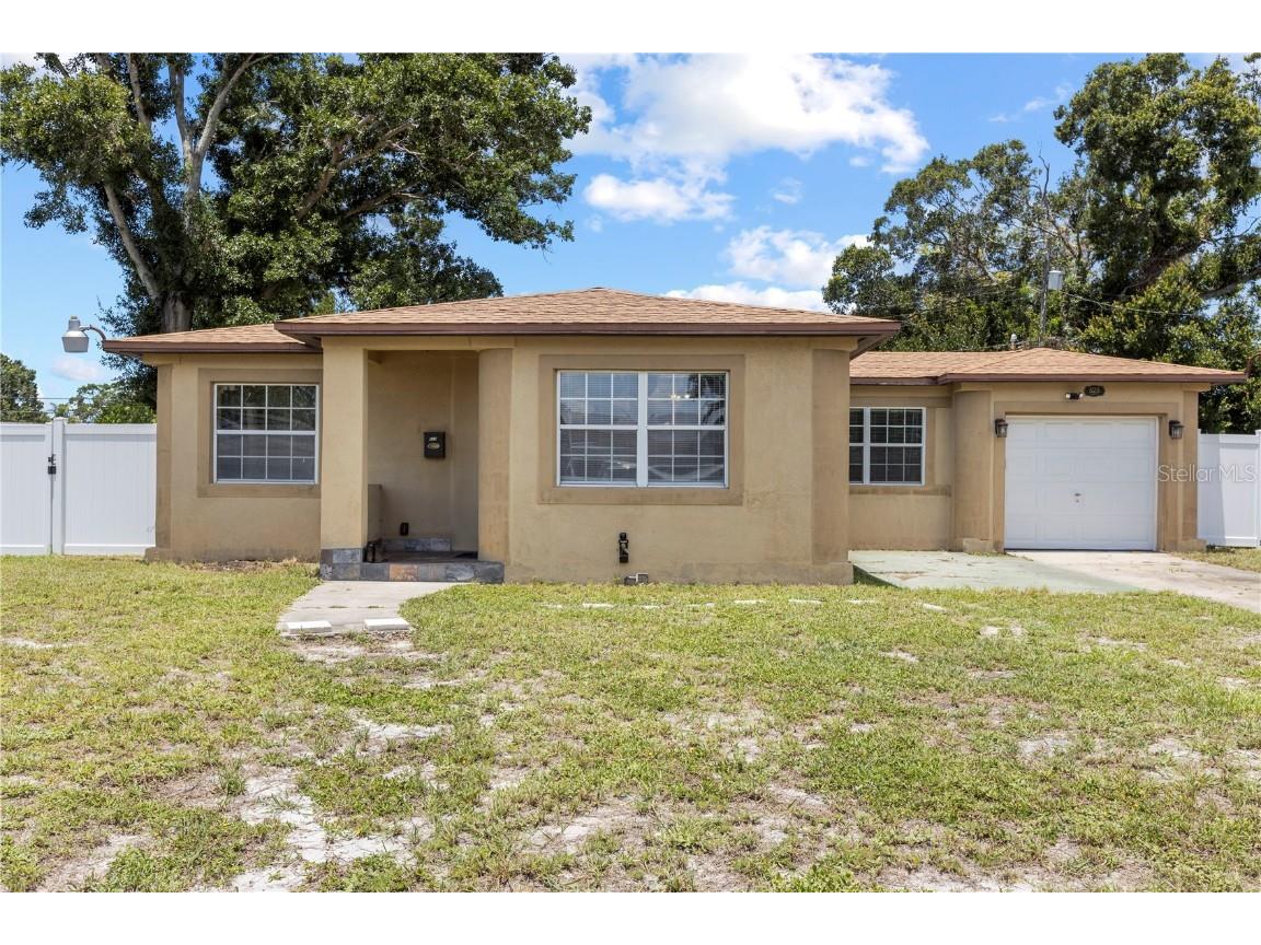 525 38th Street S Saint Petersburg FL 33711 TB8400432 image1