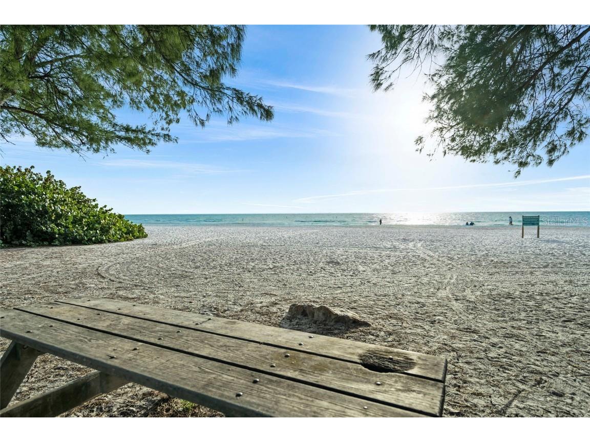 525 68th Street Holmes Beach FL 34217 A4671356 image51