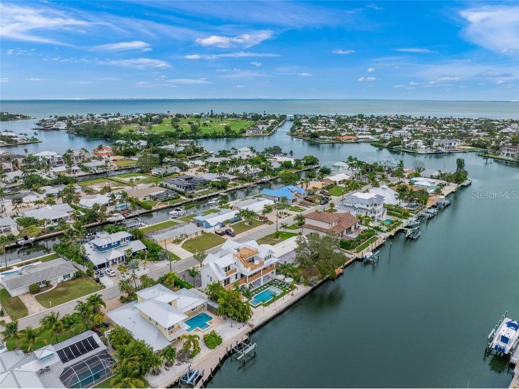 525 68th Street Holmes Beach FL 34217 A4671356 image52