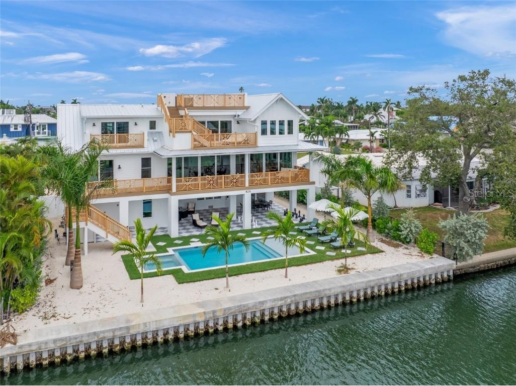 525 68th Street Holmes Beach FL 34217 A4671356 image6