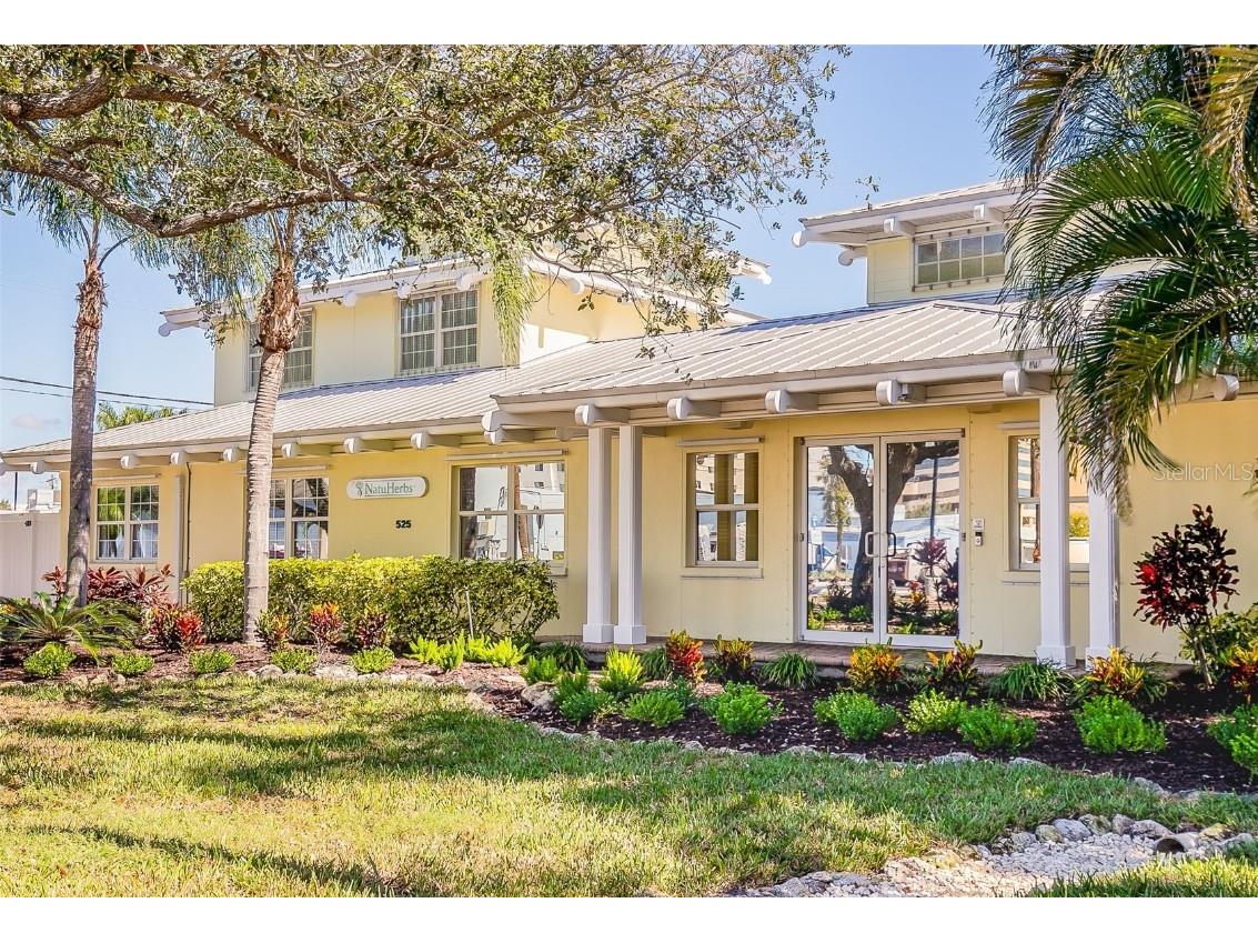 525 8th Street W Bradenton FL 34205 TB8445131 image1