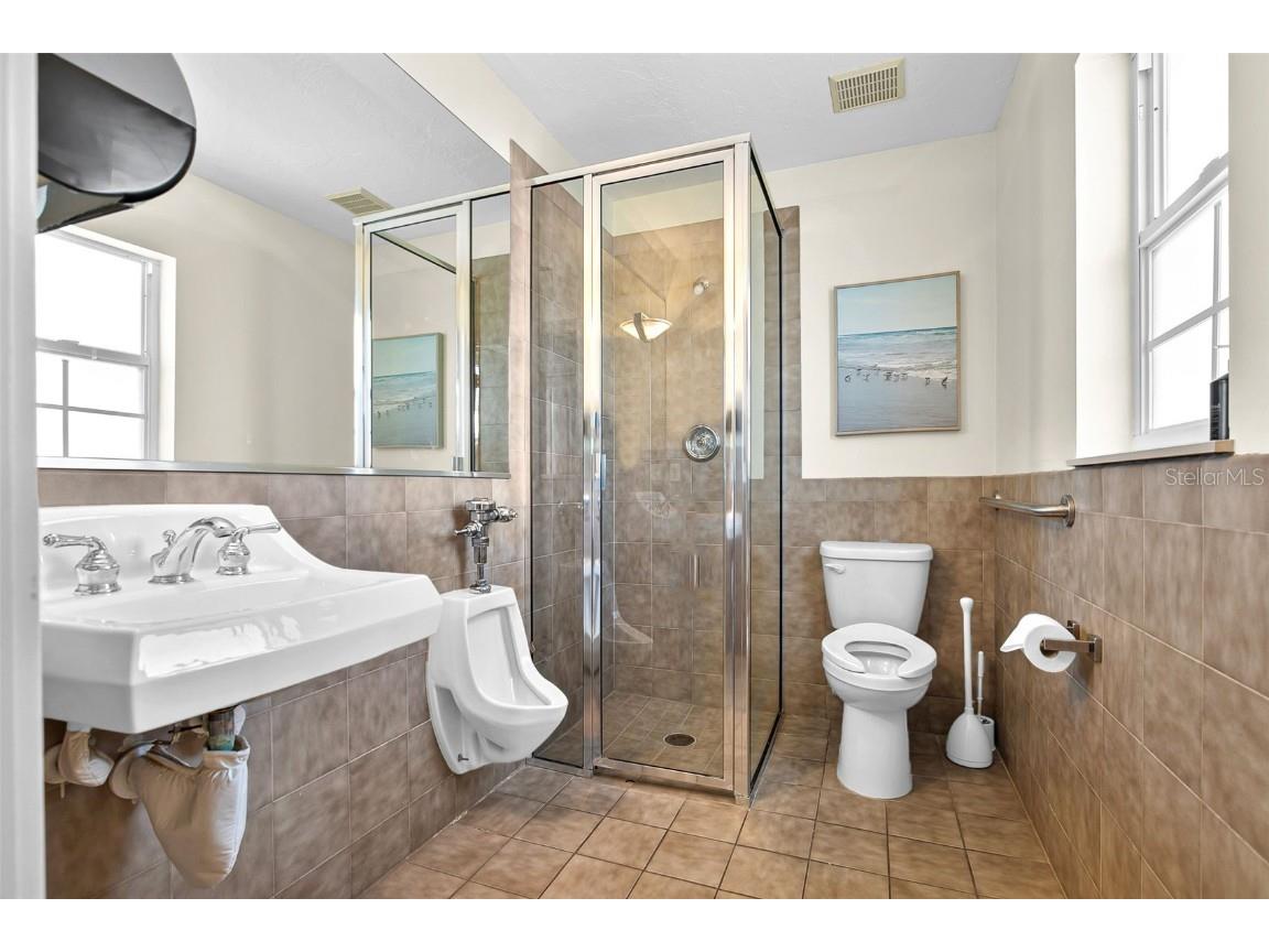 525 8th Street W Bradenton FL 34205 TB8445131 image23