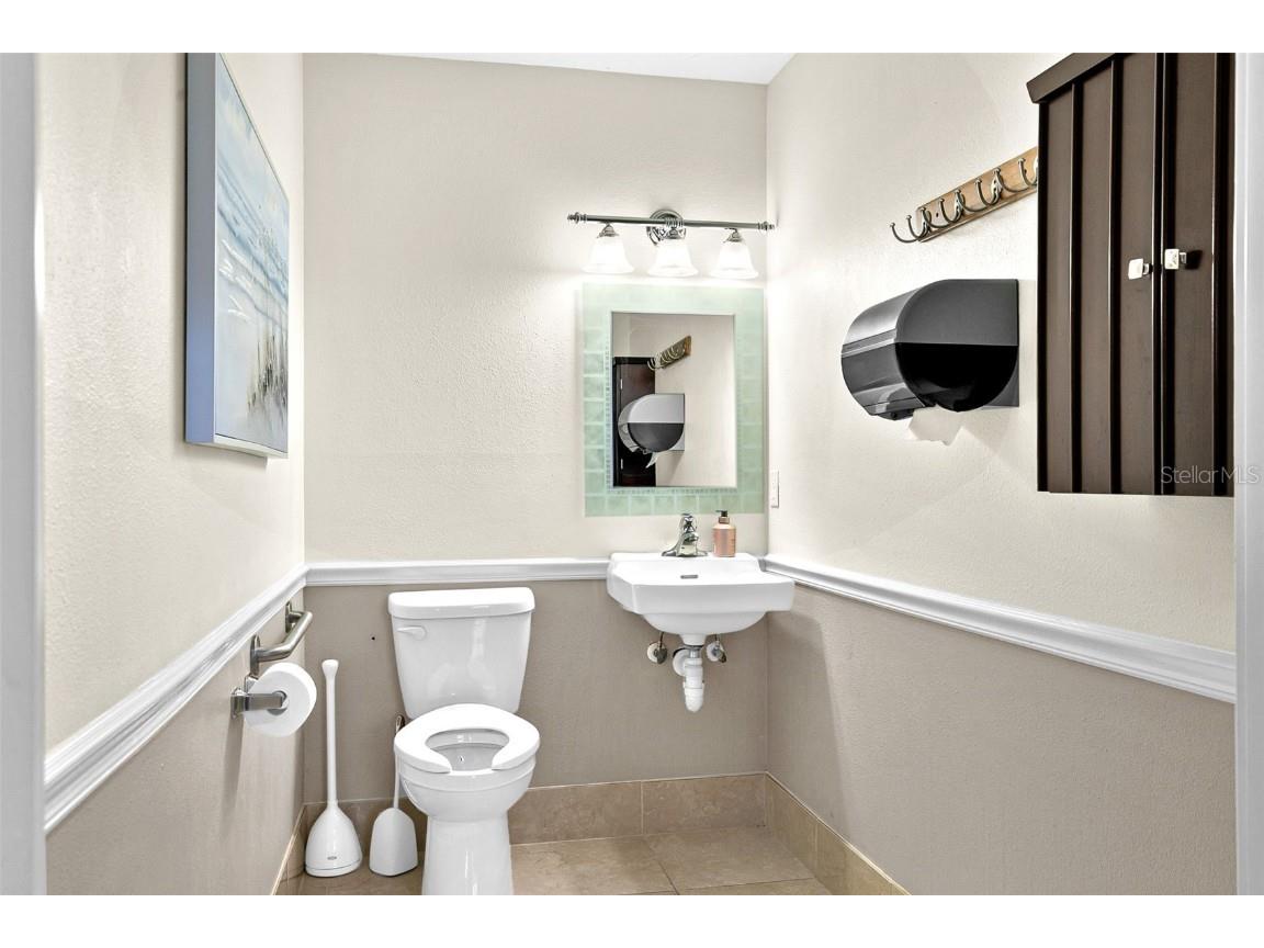 525 8th Street W Bradenton FL 34205 TB8445131 image25