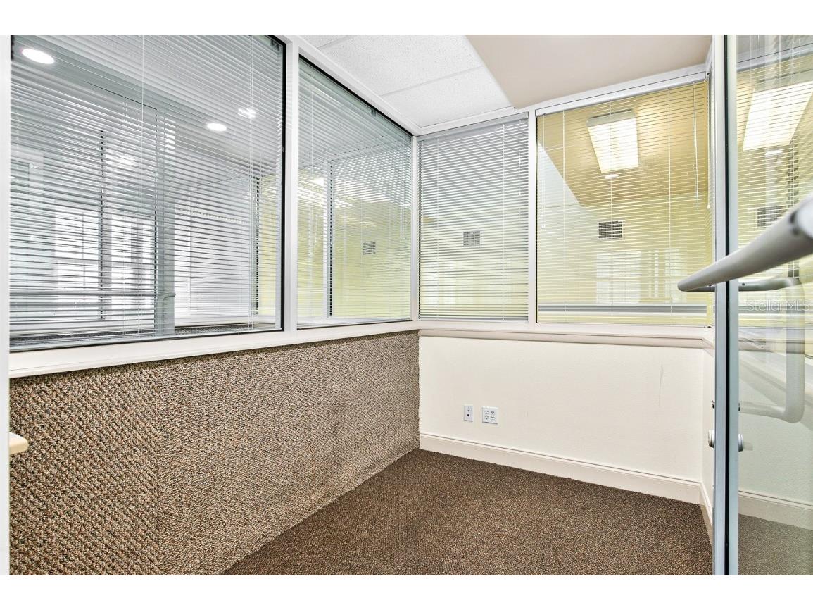 525 8th Street W Bradenton FL 34205 TB8445131 image54