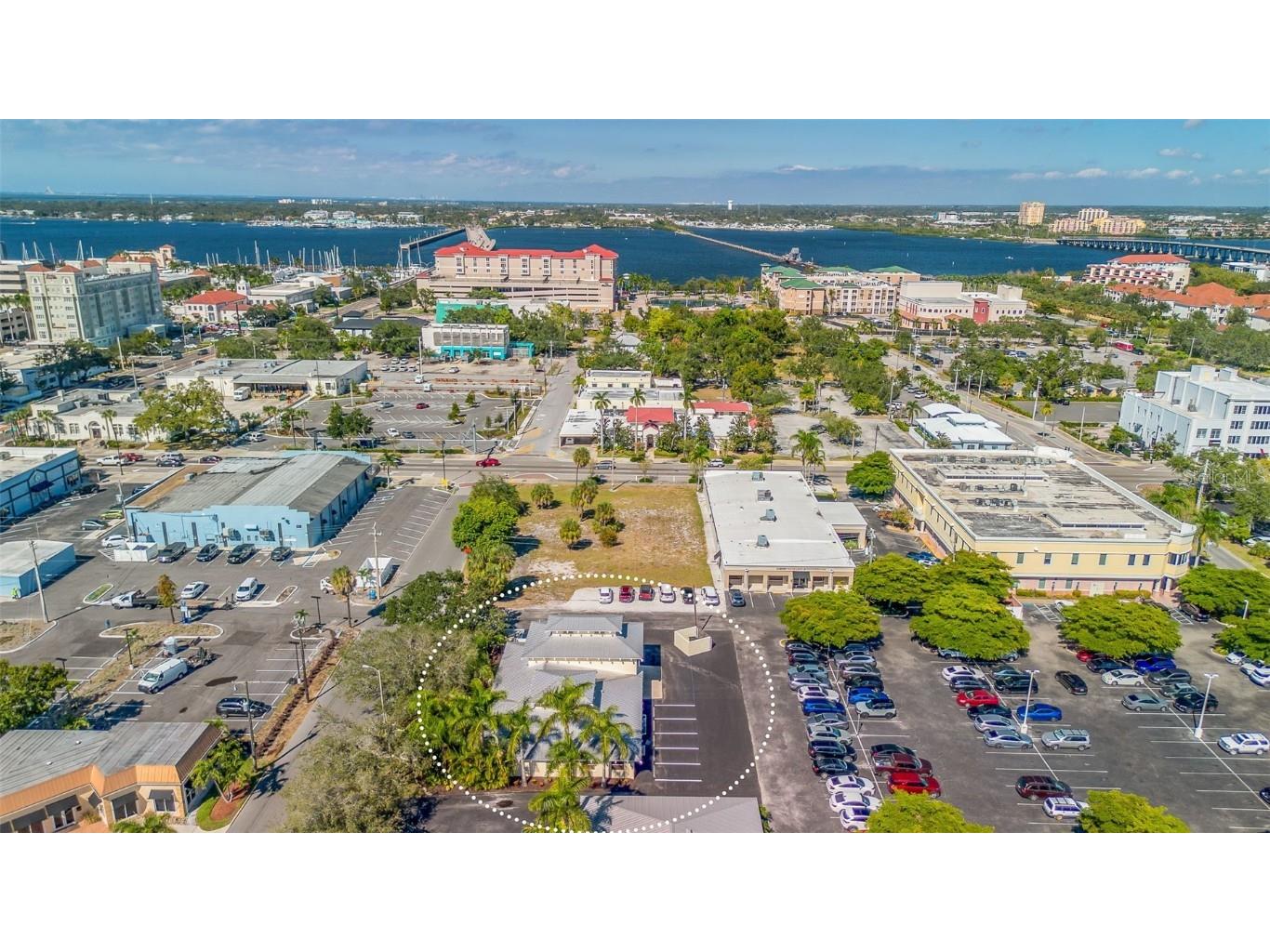 525 8th Street W Bradenton FL 34205 TB8445131 image61