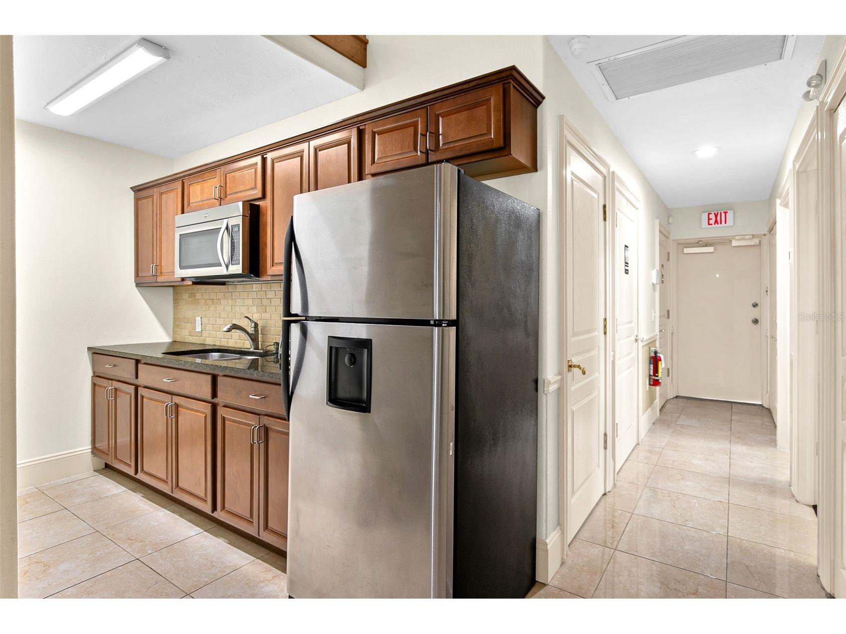 525 8th Street W Bradenton FL 34205 TB8505077 image27