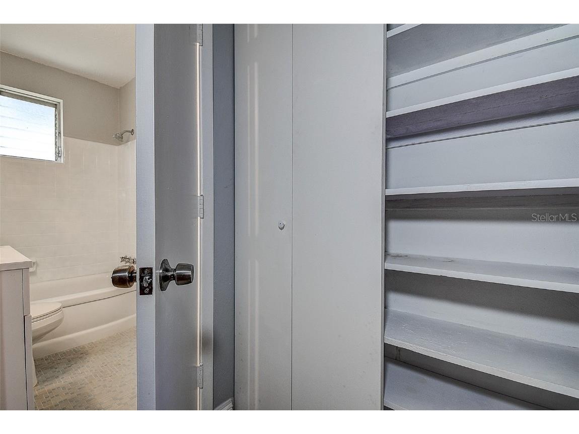 525 9th Avenue N #2 Saint Petersburg FL 33701 TB8368442 image27