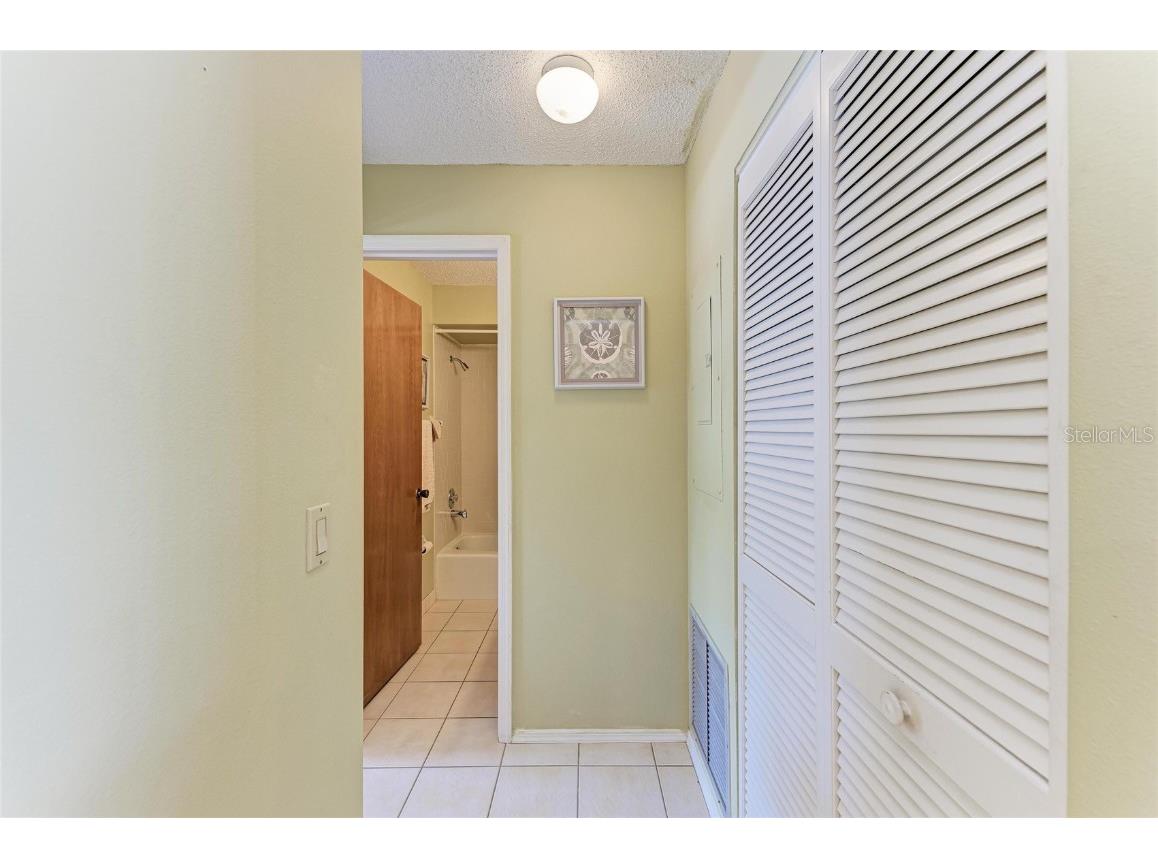 525 Barcelona Avenue #207 Venice FL 34285 A4677202 image33