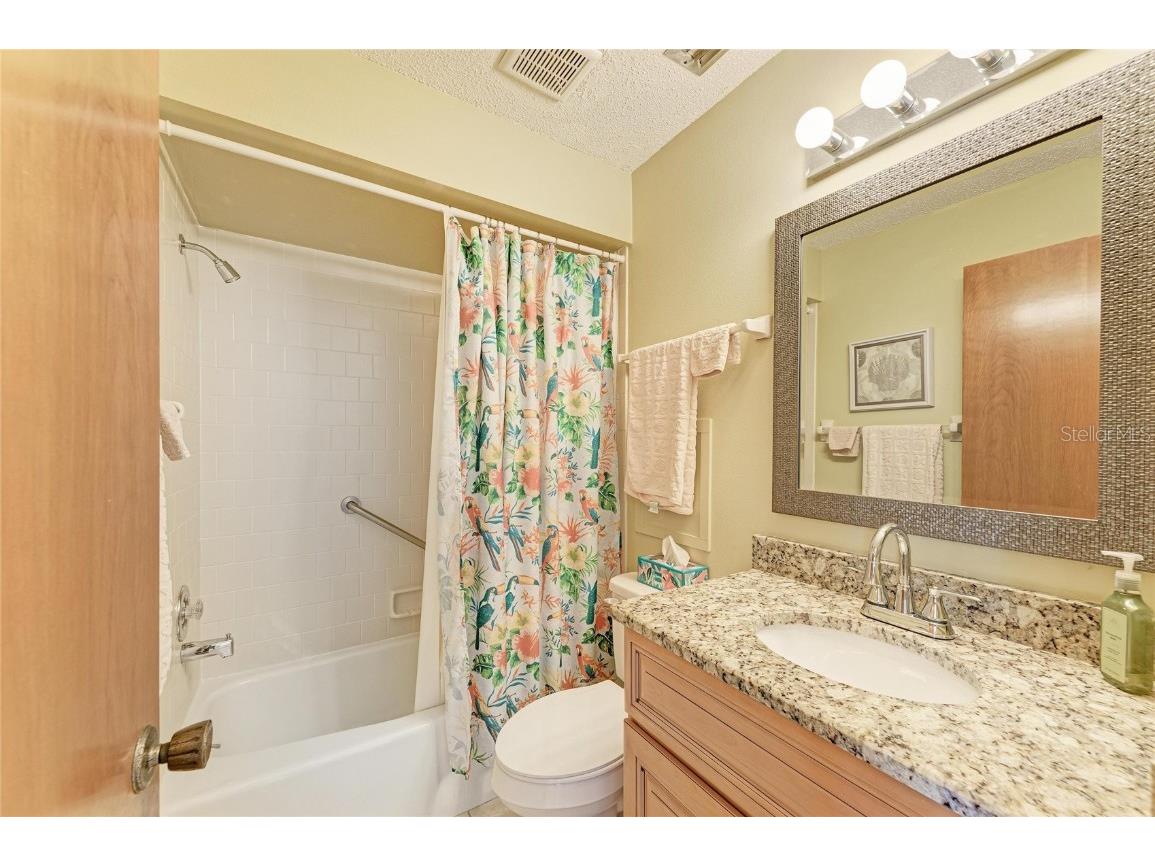 525 Barcelona Avenue #207 Venice FL 34285 A4677202 image35