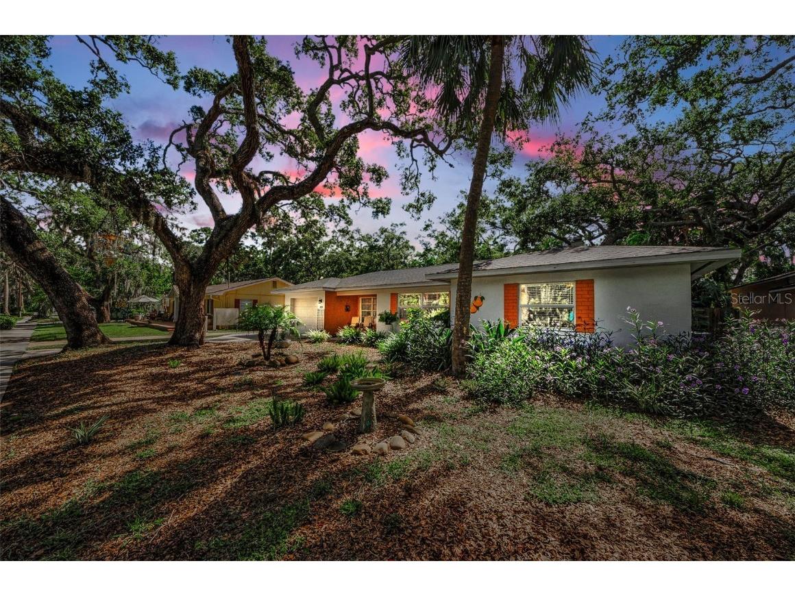 525 Broadway Dunedin FL 34698 TB8408541 image1