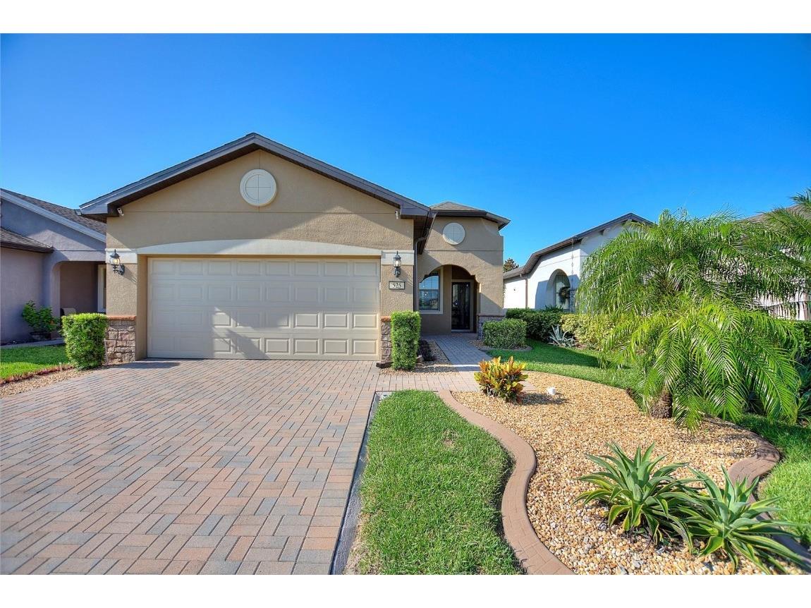 525 Cantabria Dr Davenport FL 33837 S5087096 image1