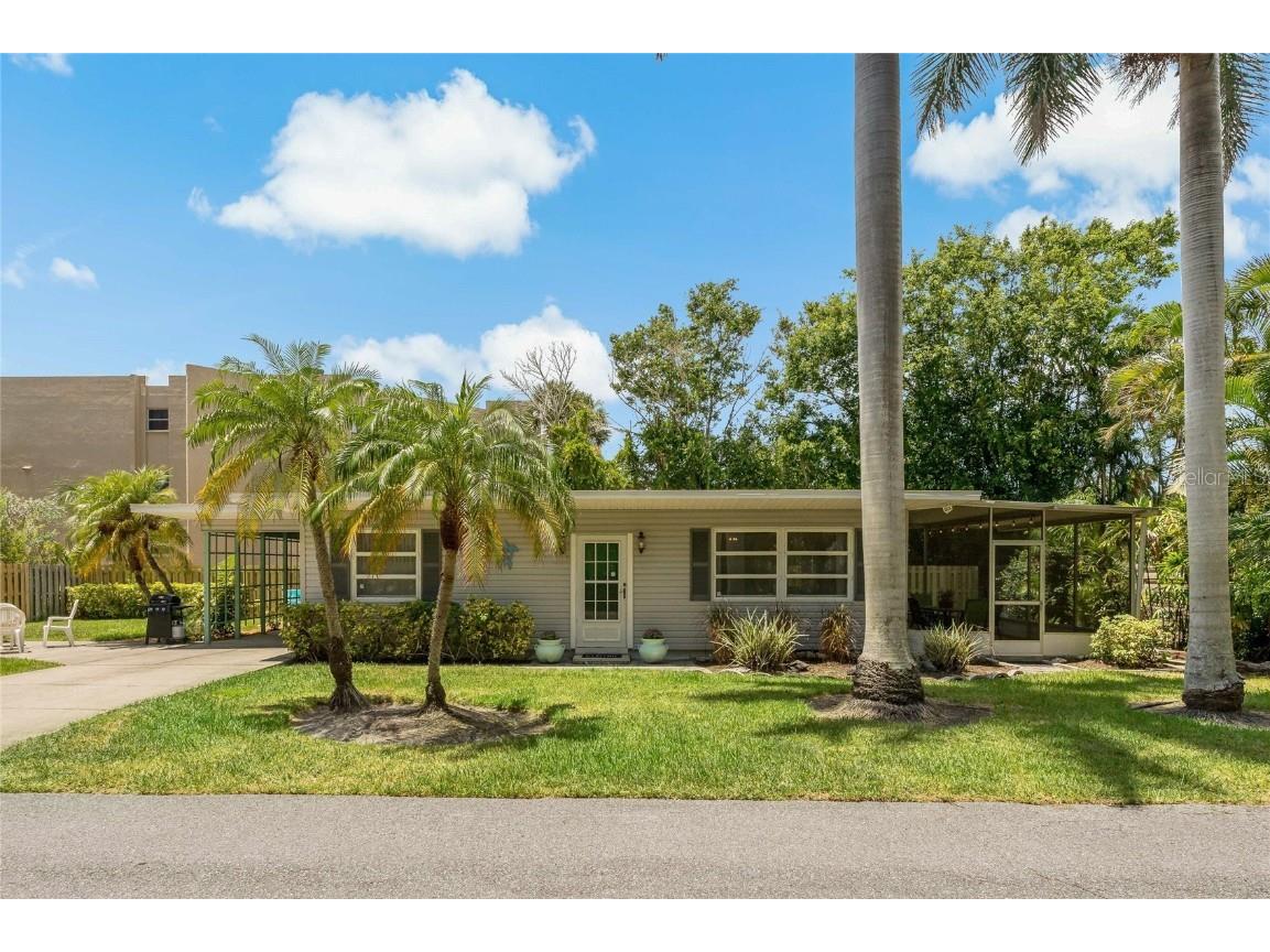 525 Channel Lane Longboat Key FL 34228 - SARASOTA BAY A4578209 image1