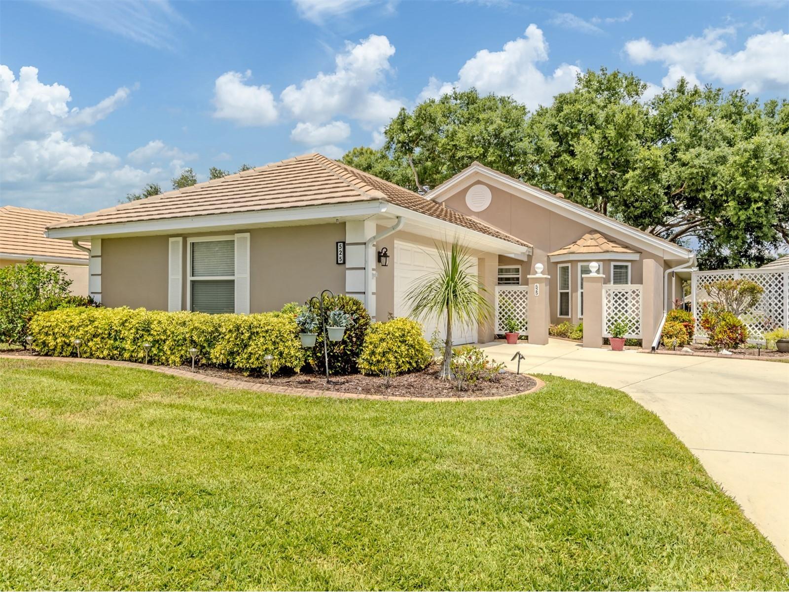 525 Clubside Circle #53 Venice FL 34293 N6144117 image1