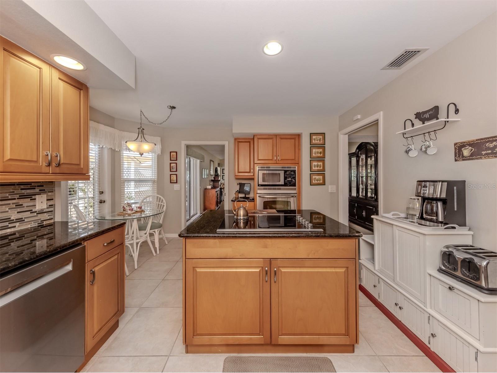 525 Clubside Circle #53 Venice FL 34293 N6144117 image14