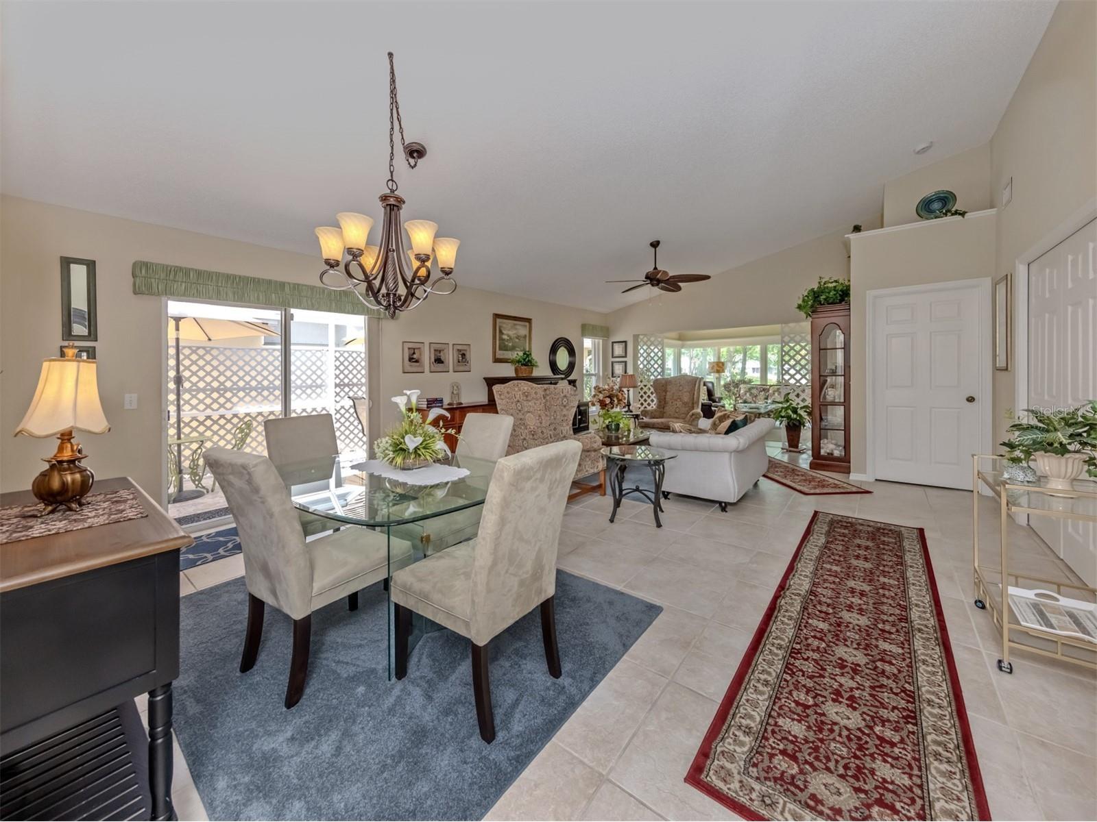 525 Clubside Circle #53 Venice FL 34293 N6144117 image3