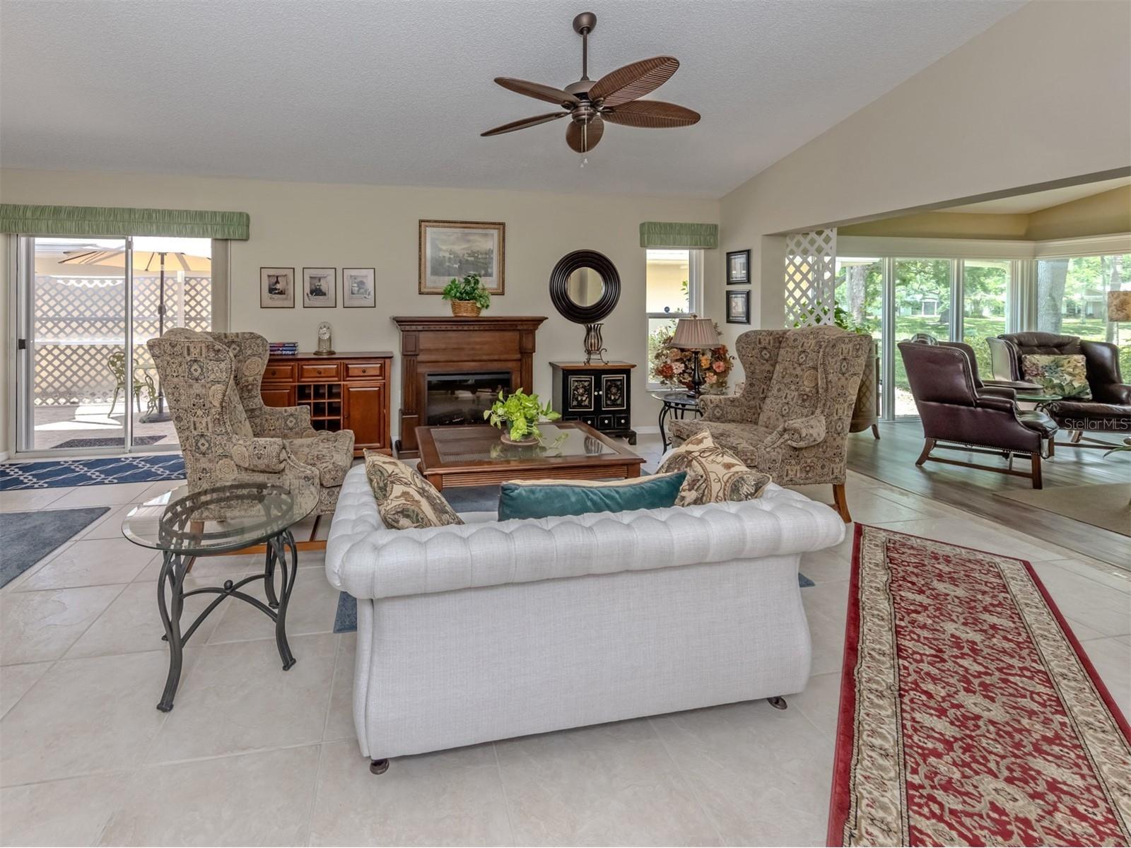 525 Clubside Circle #53 Venice FL 34293 N6144117 image4