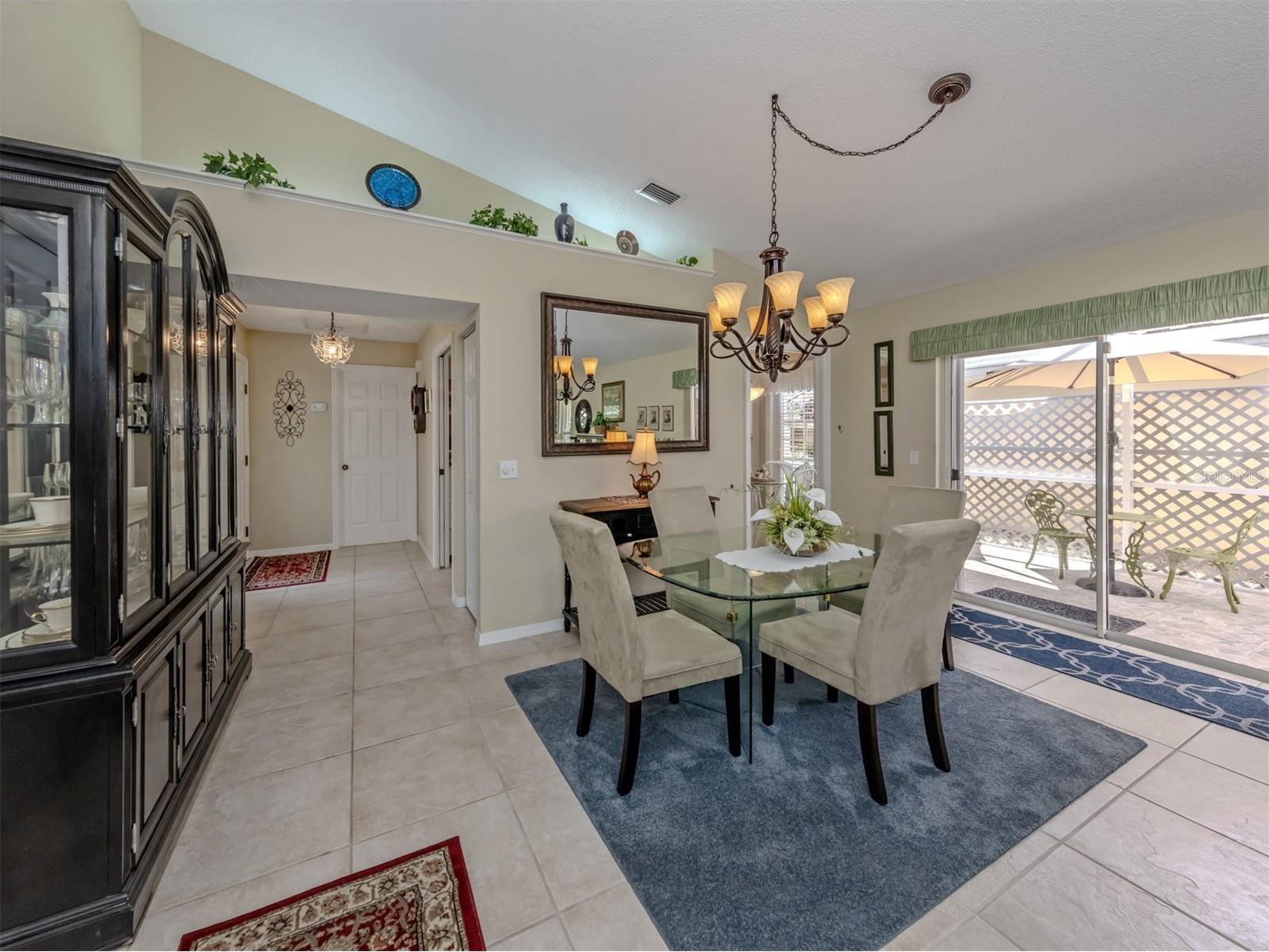 525 Clubside Circle #53 Venice FL 34293 N6144117 image8