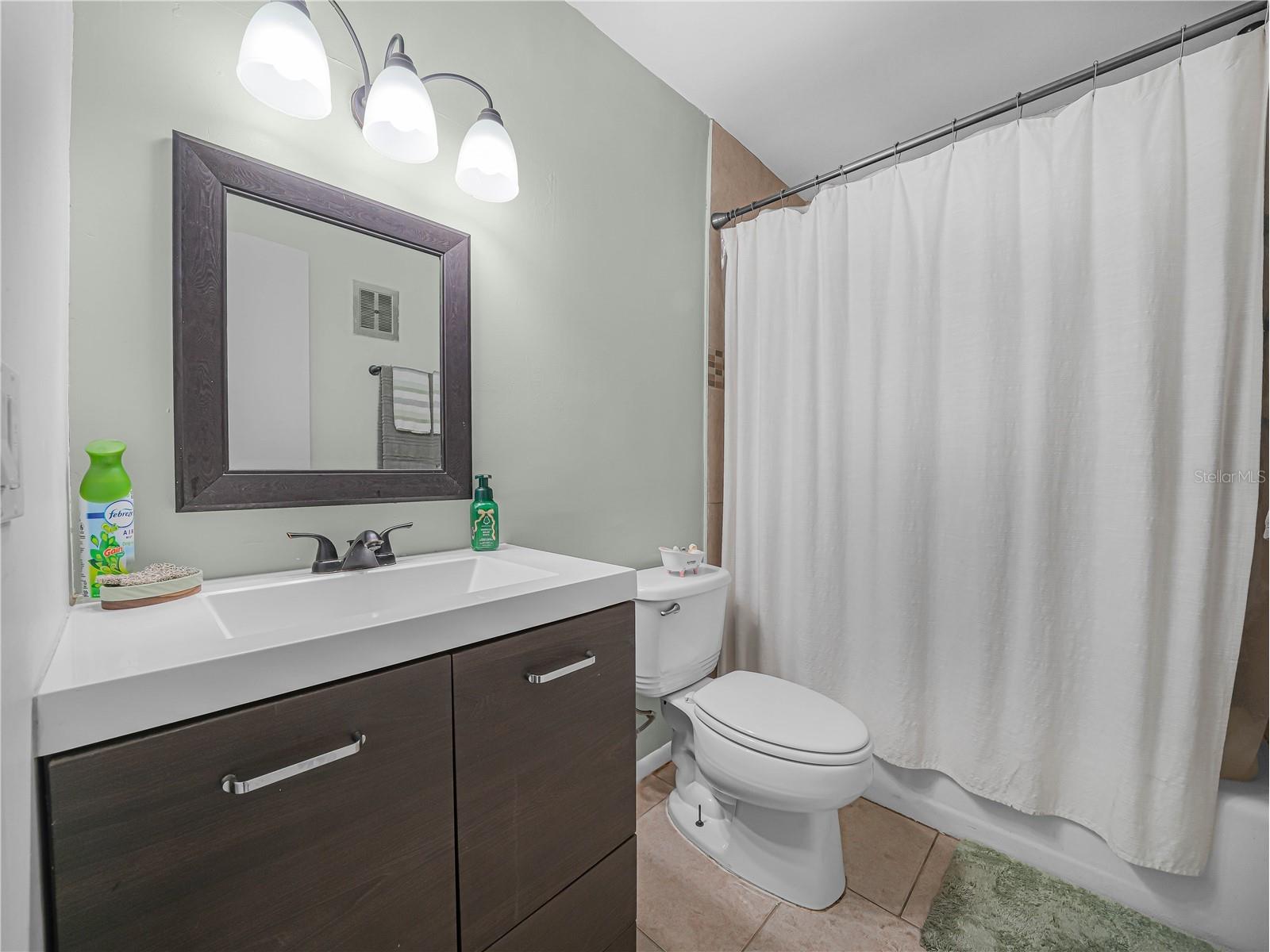 525 Conway Road #100 Orlando FL 32807 L4958546 image12