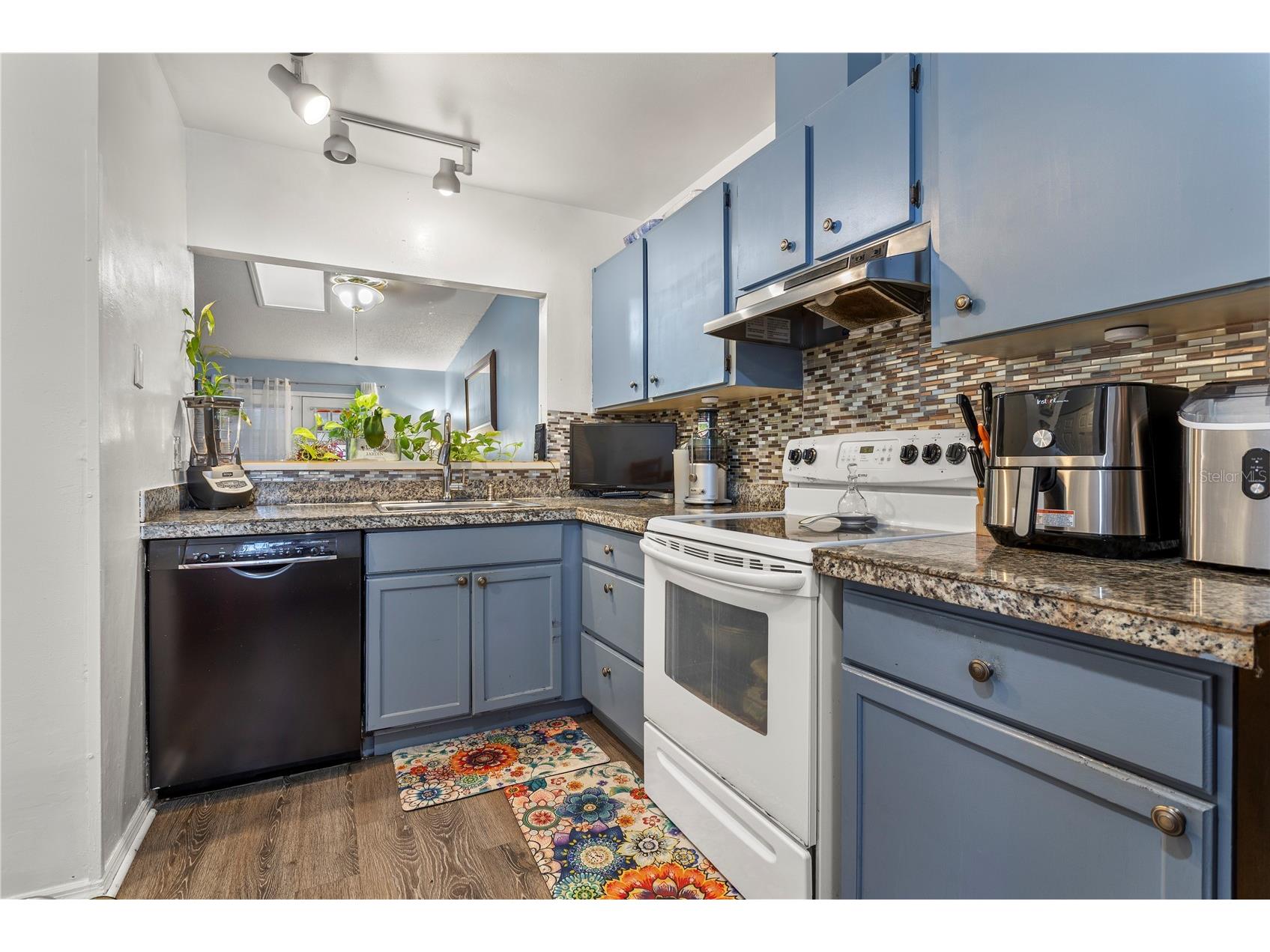 525 Derby Drive Altamonte Springs FL 32714 O6383585 image8