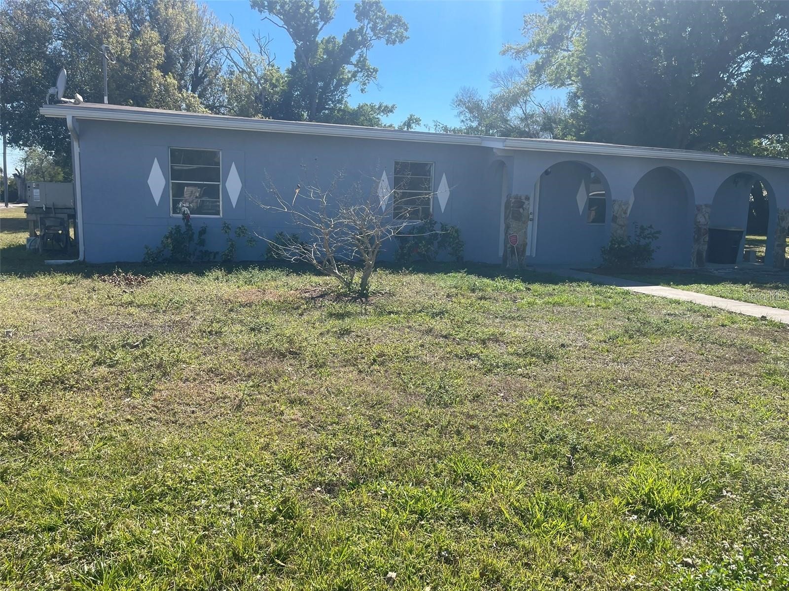 525 E Helen Avenue Punta Gorda FL 33950 A4698118 image1