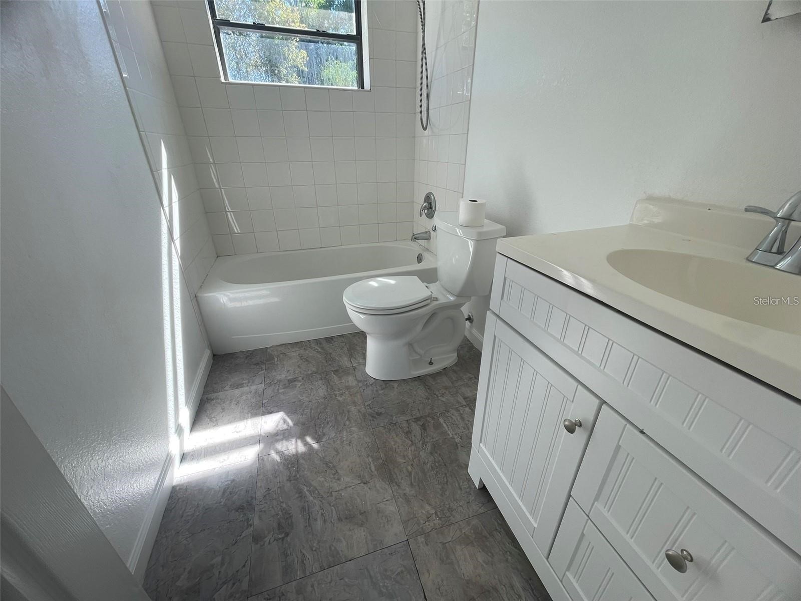 525 E Helen Avenue Punta Gorda FL 33950 A4698118 image13