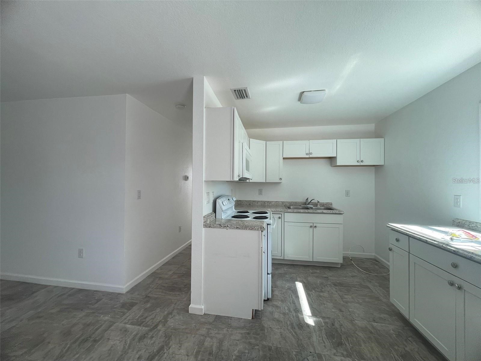 525 E Helen Avenue Punta Gorda FL 33950 A4698118 image15